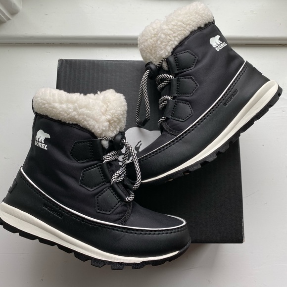 snow boots size 13
